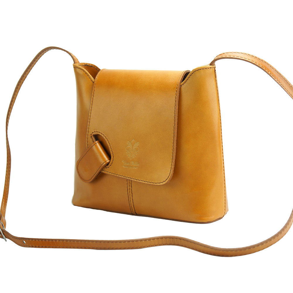 Leather shoulder bags, made by the skilled hands of our artisans