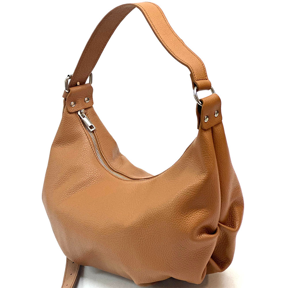 Noa leather bag