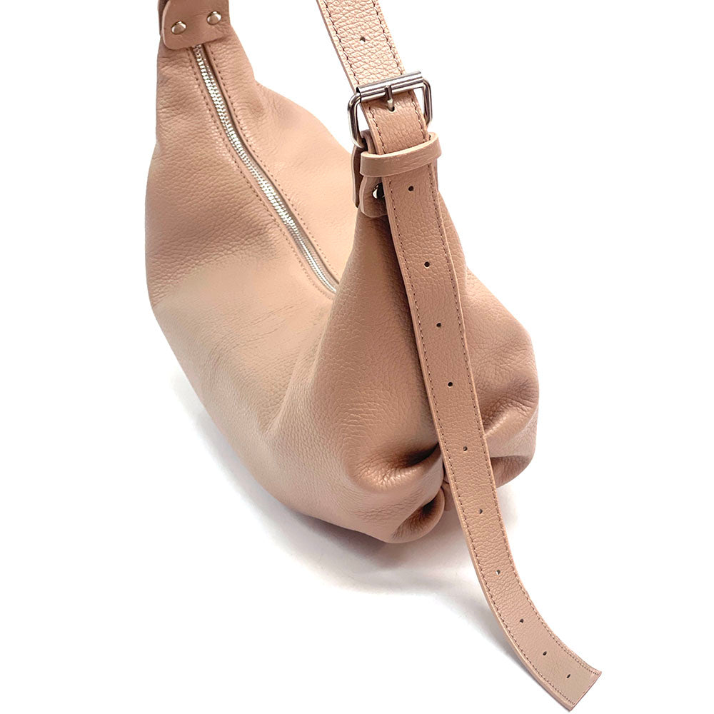 Noa leather bag