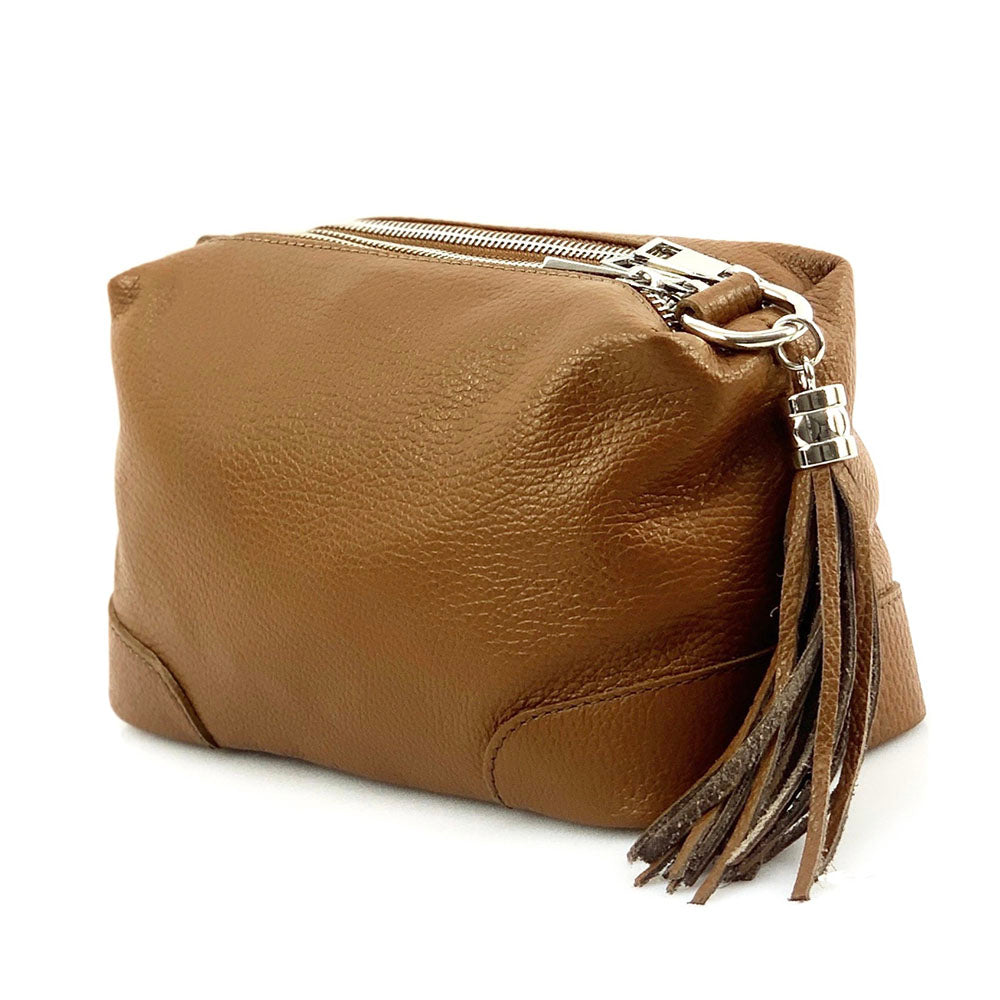 Sesbania cow leather Shoulder bag