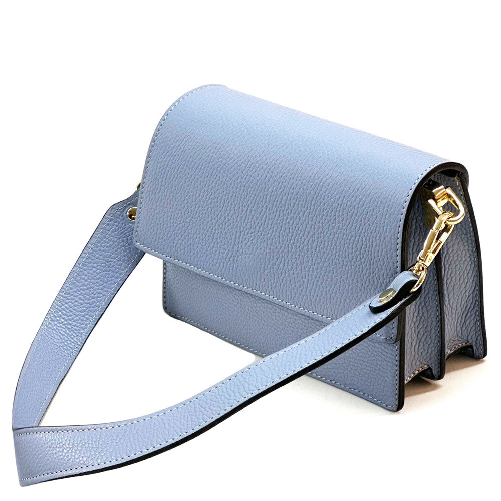 Wristlet made with cow leather handbag