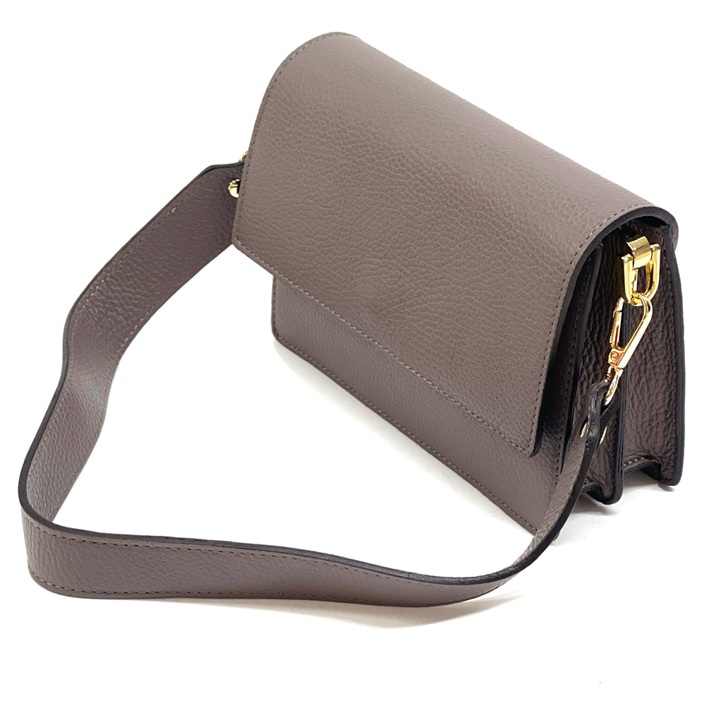 Wristlet made with cow leather handbag