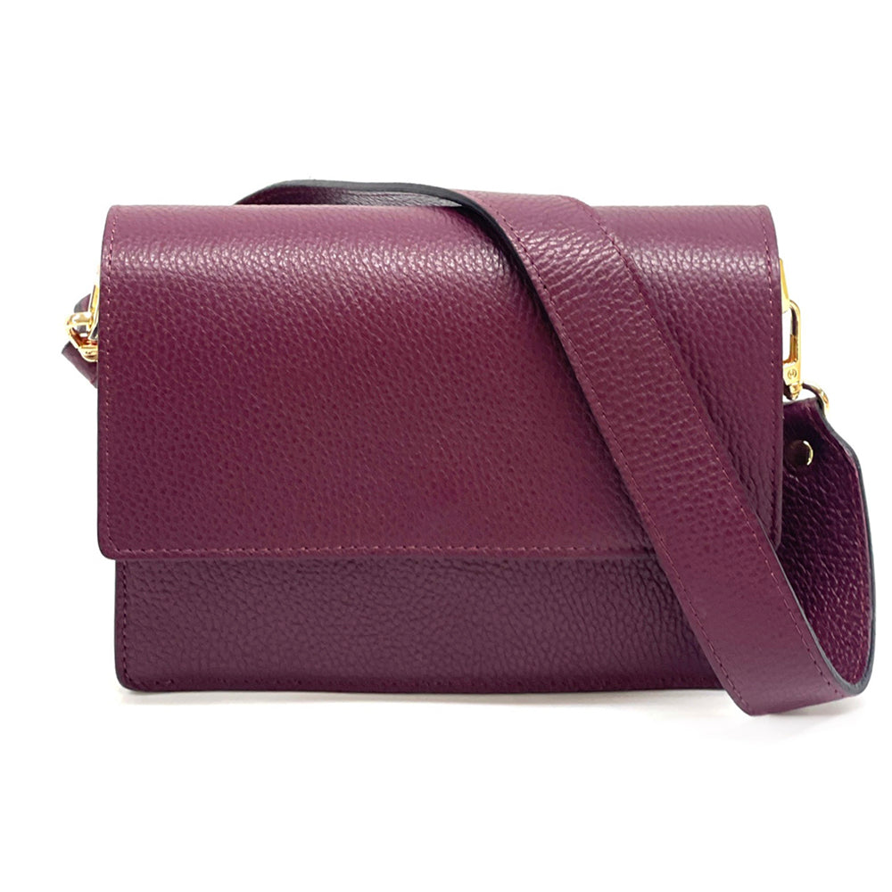 Wristlet made with cow leather Colour Bordeaux handbag