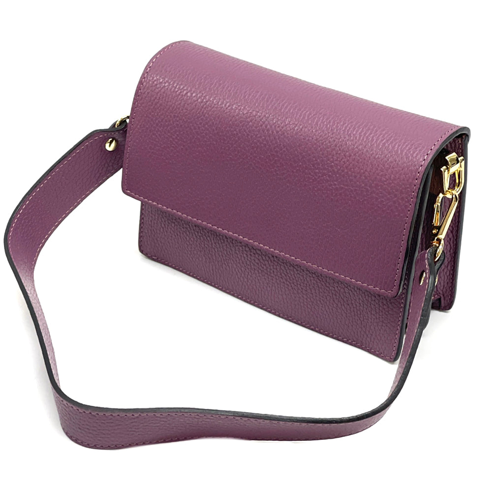 Wristlet made with cow leather handbag