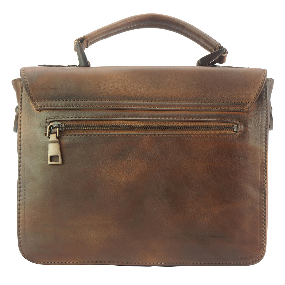 Montaigne GM vintage leather Handbag